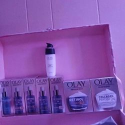 Brand New Olive Olay The 8 Piece Set