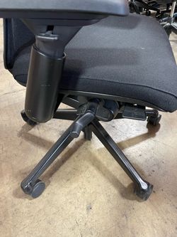 Zody chairs