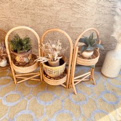 Rattan Foldable Plant Holder 