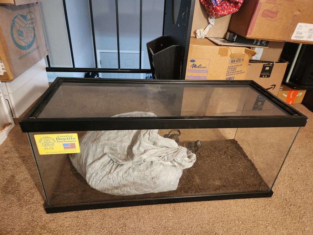 40 Gallon Reptile Tank