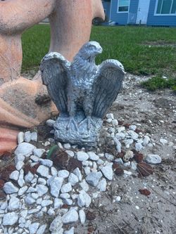 Eagle heavy cement garden  statue