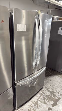 Whirlpool stainless steel refrigerator