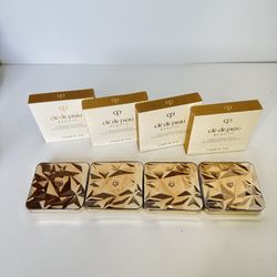 The new CPB Clé de Peau Beauté 3D Highlighter 