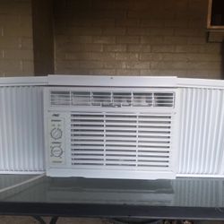 A/C Window Unit Best Offer