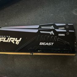 Kingston Fury DDR5 32gb Ram Sticks RGB 6000MT/s  ( Very New )