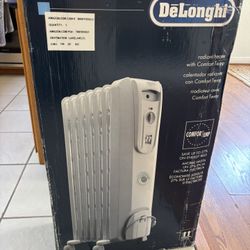 DeLonghi Safeheat Oil Filled Portable Radiator 