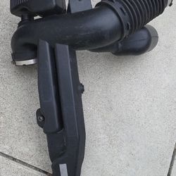 07 -13 Gmc Sierra 1500 Air Filter Housing