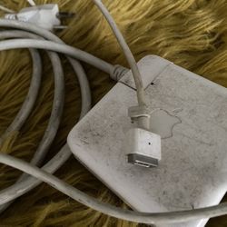 Apple MacBook Charger 