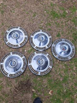 68 Chevy Chevelle Hubcaps
