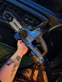 Kobalt 24V 6-inch Cordless Chainsaw