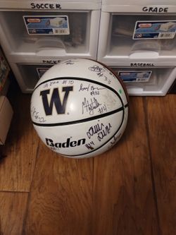 Huskies Autographed Basketball