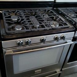 Frigidaire  Gas Stove