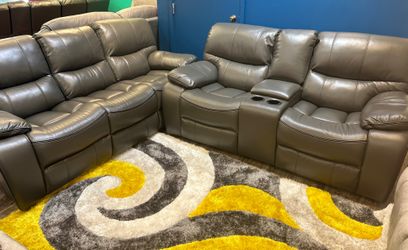 Reclining sofa and loveseats on sale for $1199