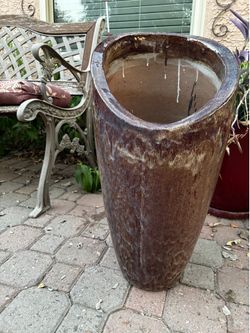 Large ceramic planter for indoors or outdoors