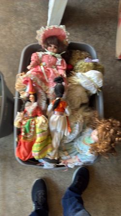 Large box collectible dolls