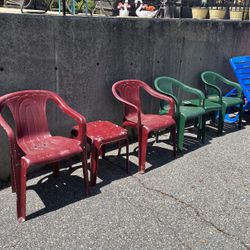 Plastic Chairs And Tables 