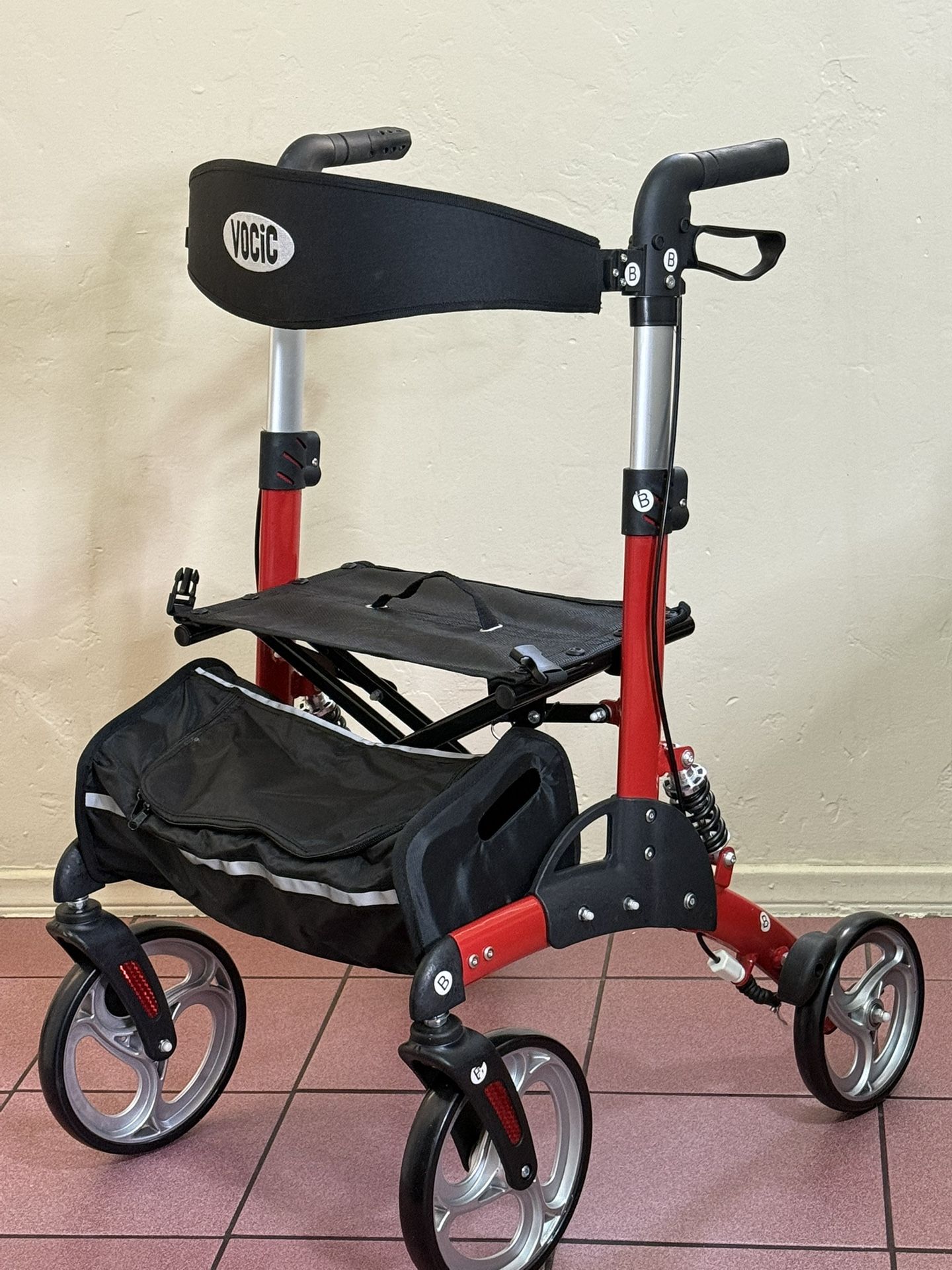 ADULT WALKER