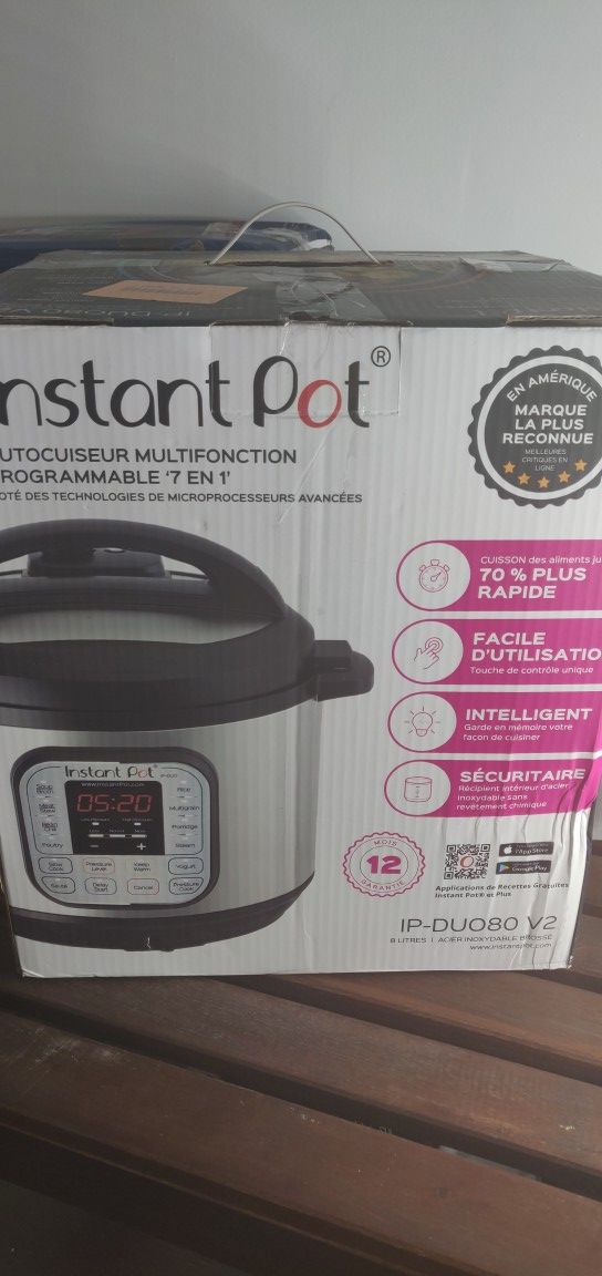 Instant Pot DUO80 8 Qt 7-in-1 Multi- Use Programmable Pressure Cooker, Slow Cooker, Rice Cooker, Steamer, Sauté, Yogurt Maker and Warmer