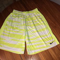 Mens Nike Drifit Size XL White And Neon Shorts With Pockets 