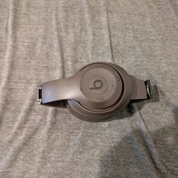 Beats Studio Pro 2024