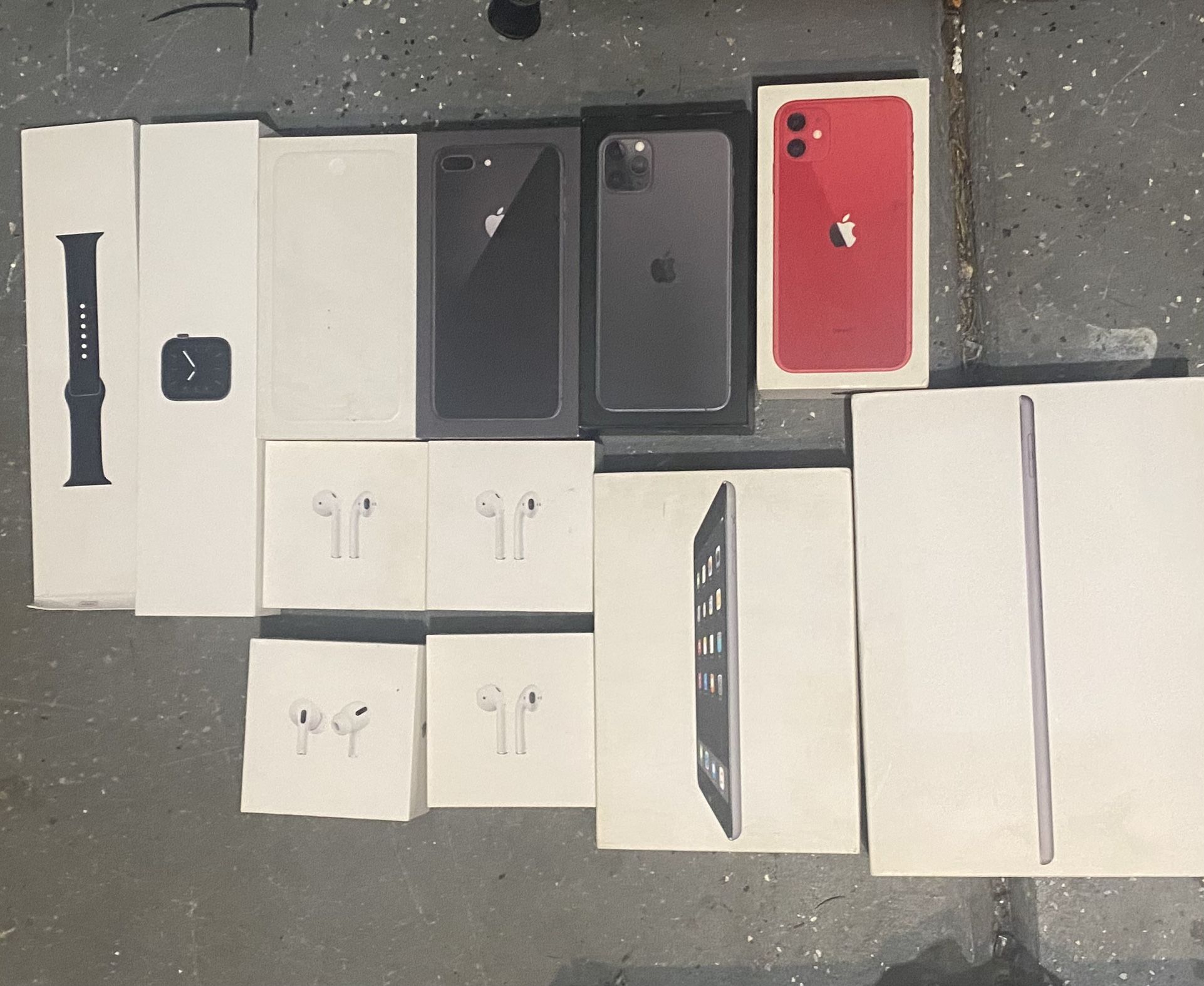 EMPTY APPLE BOXES