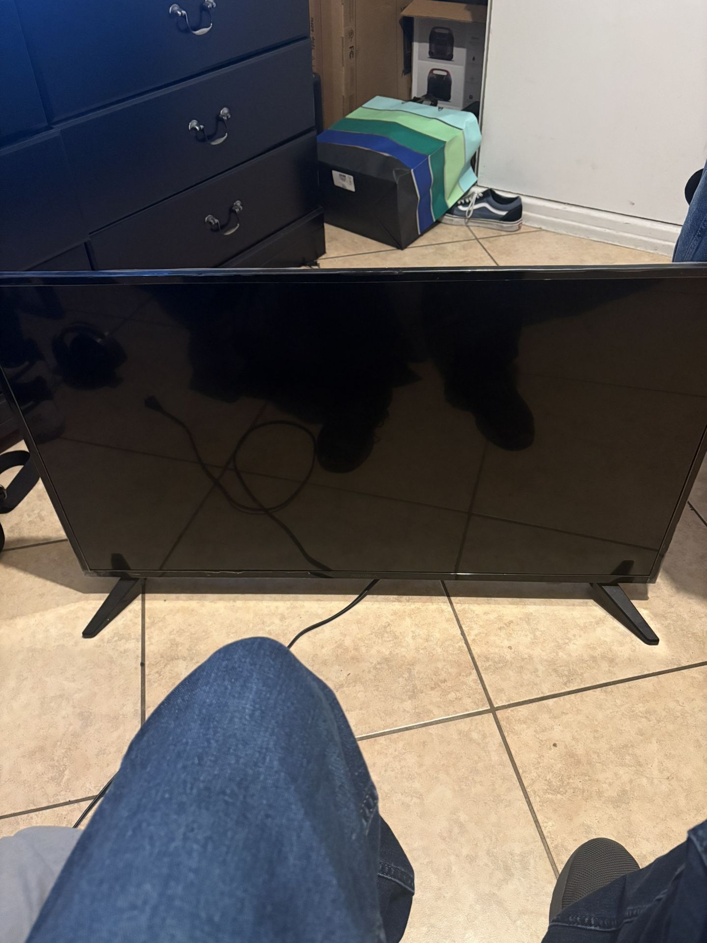 39” Insignia Tv