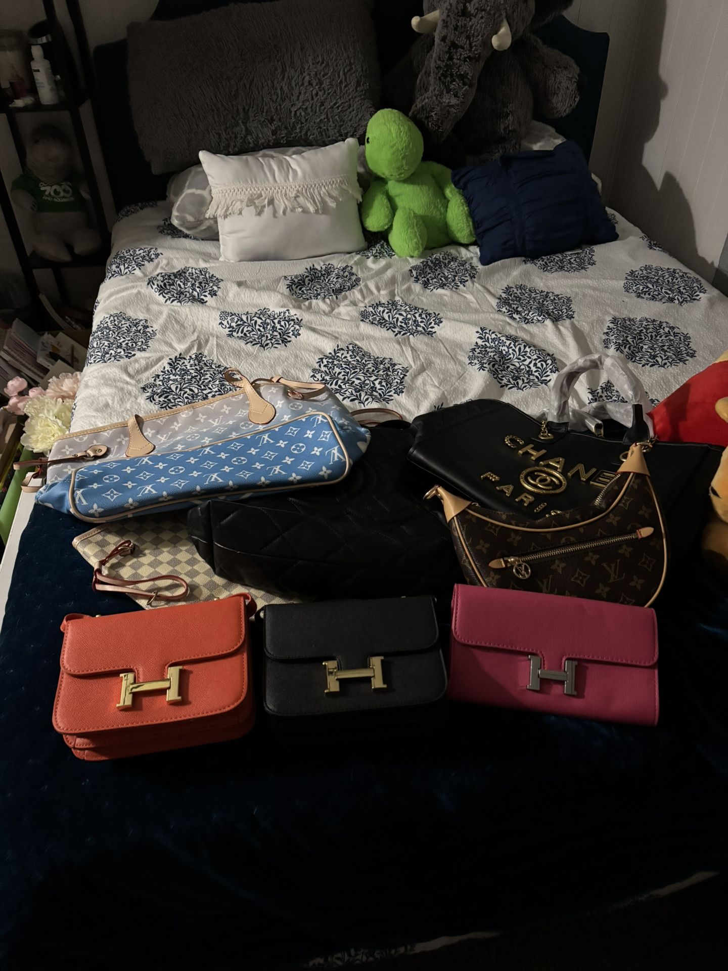 Bougie On A Budget Garage Sale | Saturday August 23 | 9a-3p