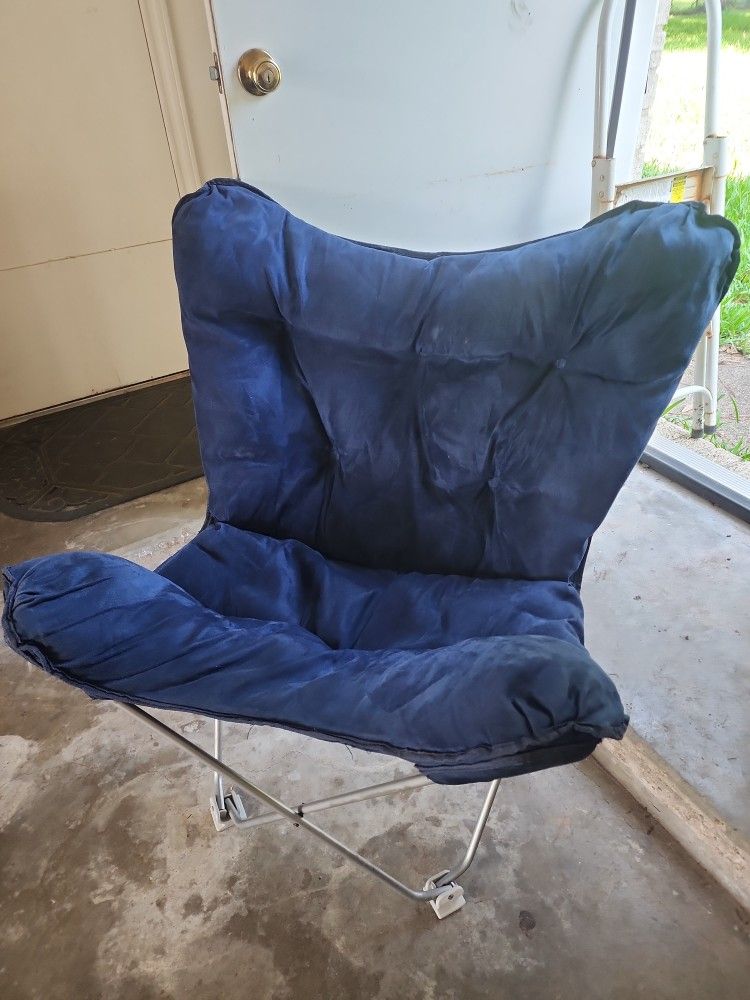 GENTLY USED BLUE FOLDING CHAIR