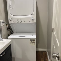 G E stackable washer dryer