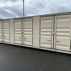 Container  For Sell ( 4 Dooos , 40 Feets) High Cube 9’ 6”