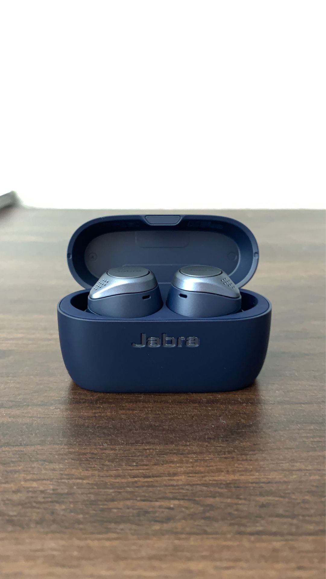 Jabra 75t wireless earbuds