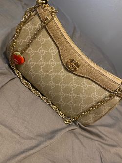 Luxury hand bag