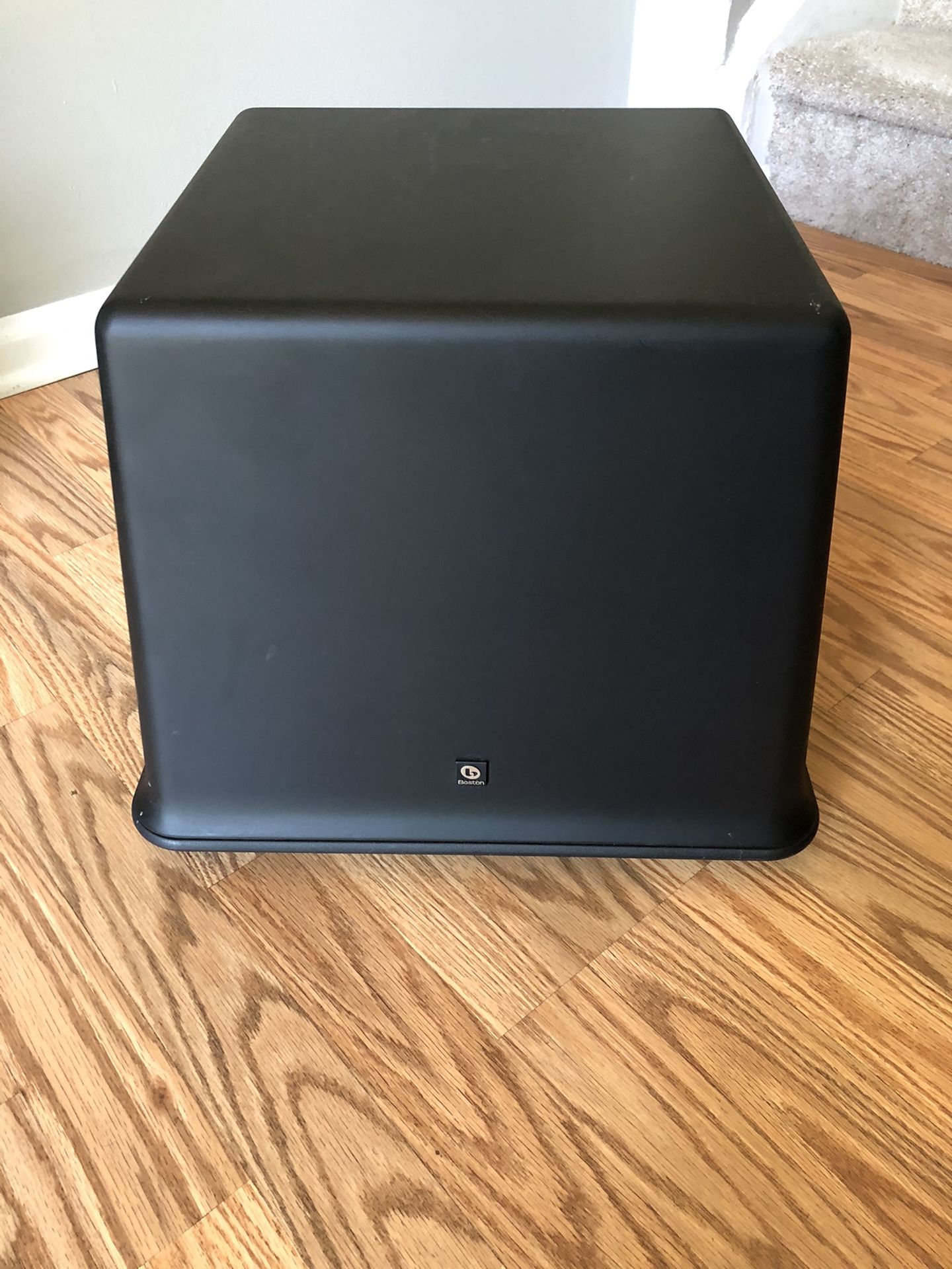 Boston MCS90 powered subwoofer