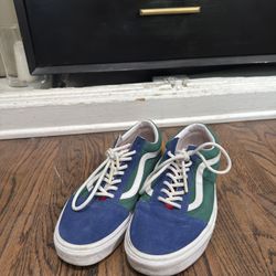 Vans 