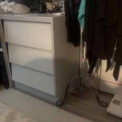 3drawers Dresser