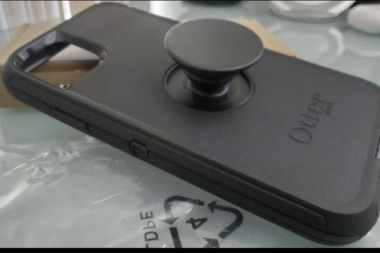 iPhone 11 Pro Otterbox + POP Defender Case