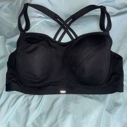 40 C Black VSX Athletic Bra