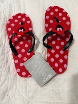 Women’s minnie mouse sandals