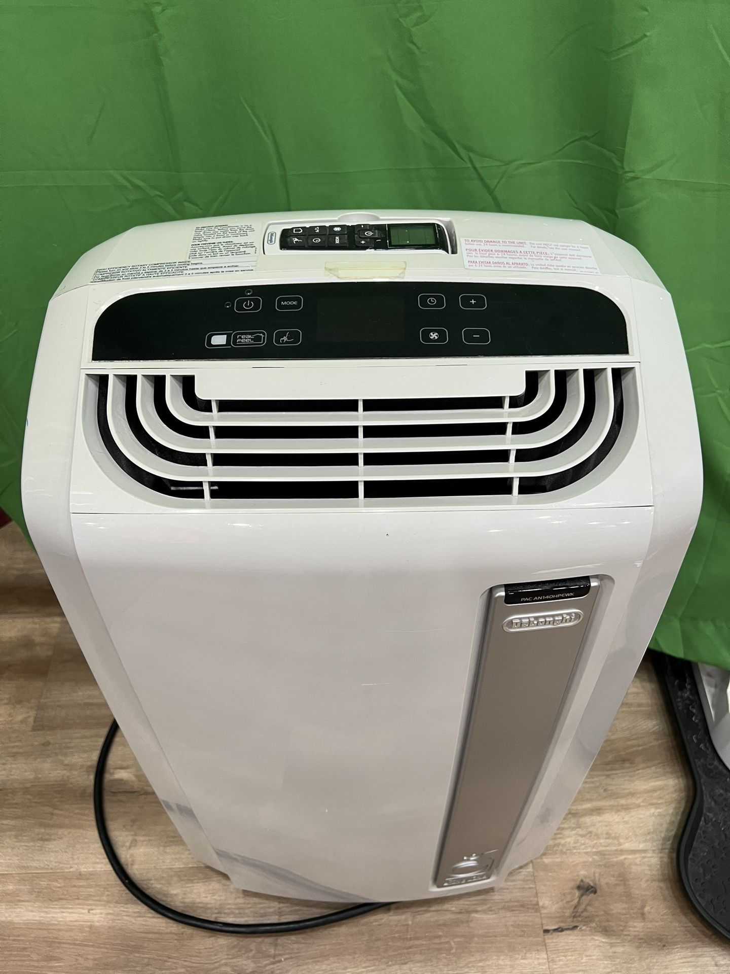 DeLonghi 14,000 BTU Single Hose Portable Air Conditioner Heater