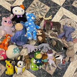 Lot of plushies