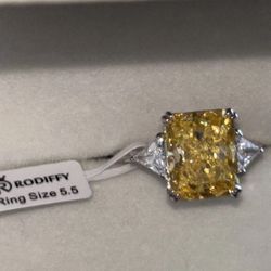 4CT Radiant Cut 3-Stone Engagement Ring,Yellow CZ Rodiffy 925 Silver