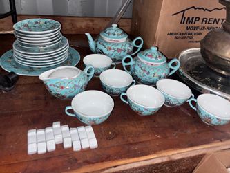 Vintage Chinese Famille Rose Turquoise Porcelain Complete Tea Set