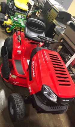 Brand New CRAFTSMAN T110 17.5-HP Manual/Gear 42-in Riding Lawn Mower with Mulching Capability WN