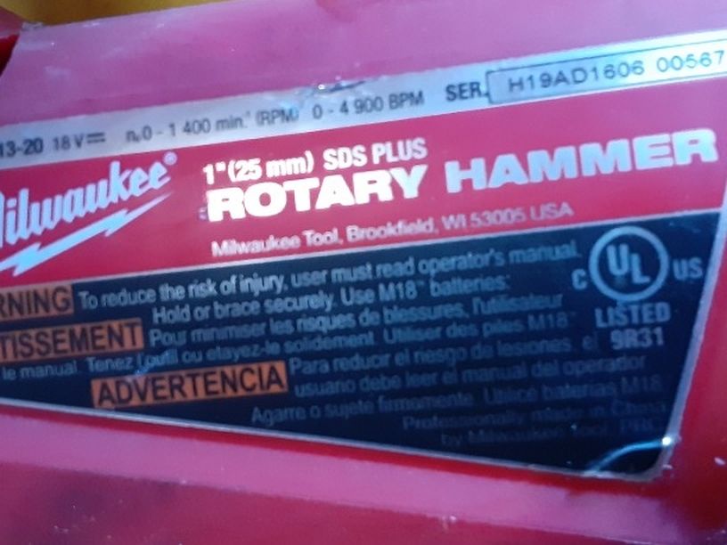 Milwaukee Rotary Hammer