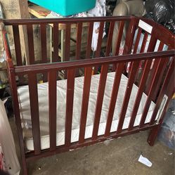 Mini Crib