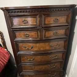 Bedroom set (bed,mattress, 2 nightstands with lamps, full size dresser, mirror