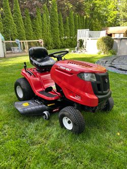 Troy Bilt 42” Riding Mower - Turn Key - Runs Great