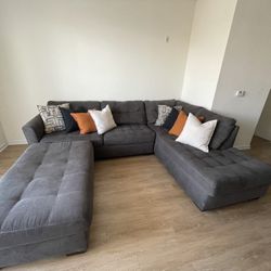 Sectional Gray Couch 
