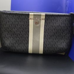 MICHAEL KORS  FANNY BAG