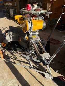 12”DeWALT miter sliding saw